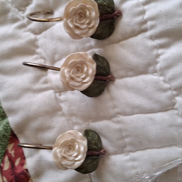 Hand painted shower hooks - Picture 5 of 5